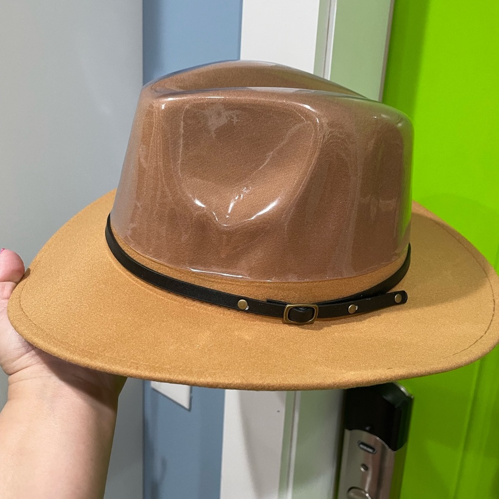 Lisianthus Women Belt Buckle Fedora Hat
